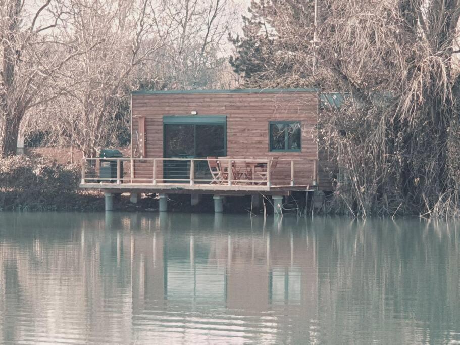 Chalet Les Pieds Dans L'Eau La Campagne A La Ville Saint-Doulchard Buitenkant foto